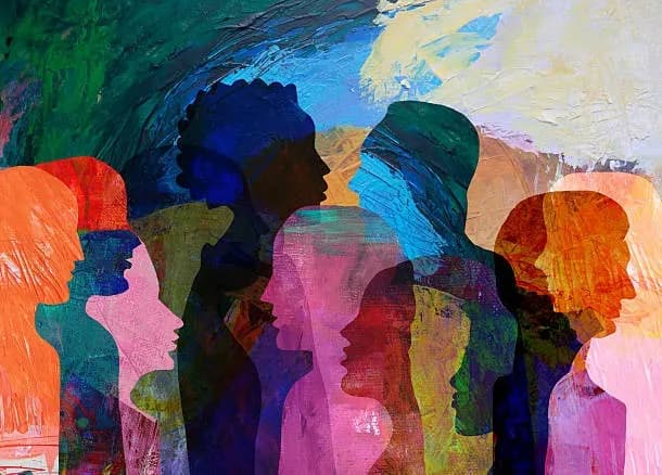 Mengkaji Identitas dan Makna Simbolik dalam Karya Seni